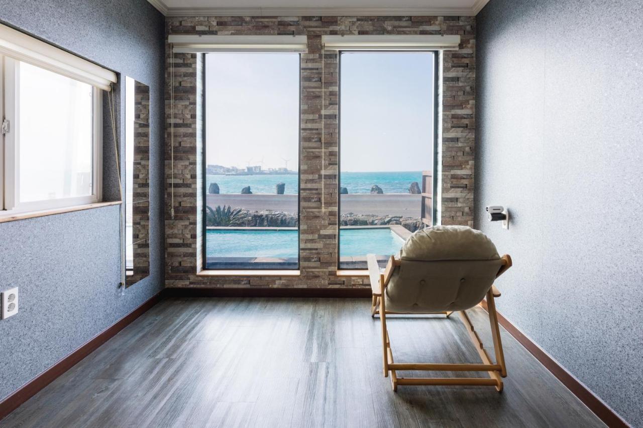 Aqua Beautique Poolvilla *