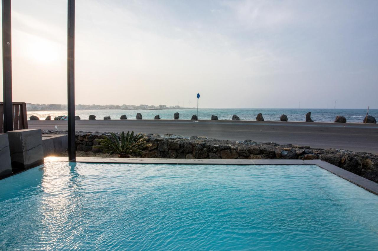Holiday home Aqua Beautique Poolvilla *
